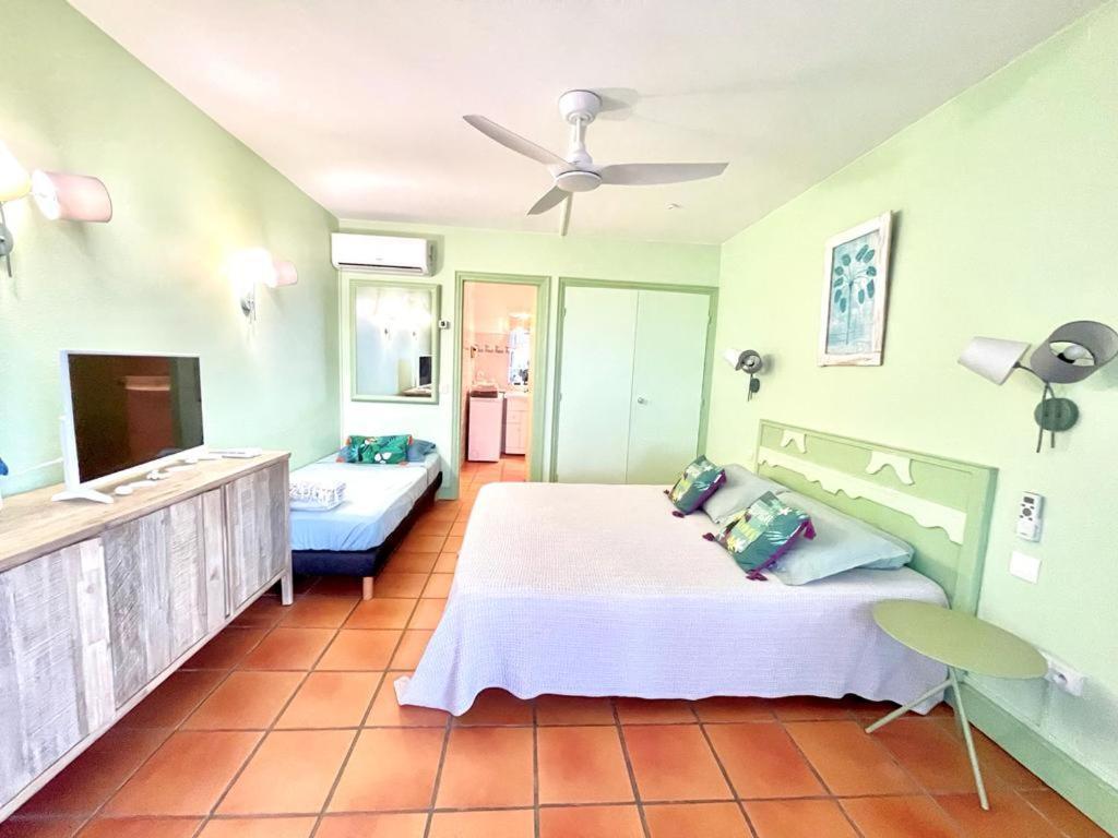 Guadeloupe- Saint-Francois- Residence Anse Des Rochers - Appartement Quart De Villa Etage - Vue Mer- 4 Personnes - Lit Bebe Sur Demande - Citerne Et Wifi Prives -Animaux Ok-Acces Plage Direct -Apnee Bien-Etre Experience Sur Demande Avec Instructeur A Exterior photo